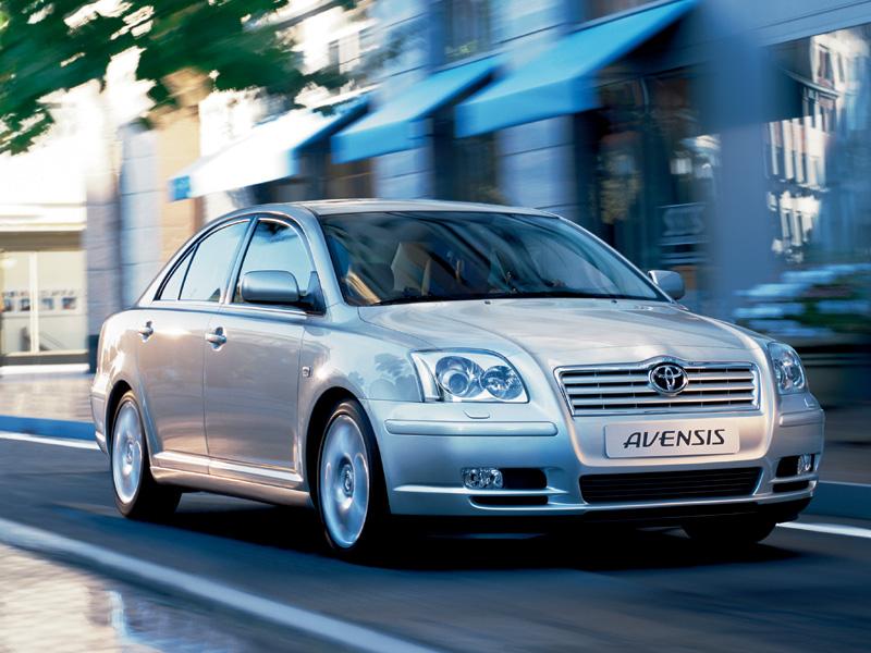 Fotky: Toyota Avensis 1.8 Executive (foto, obrazky)