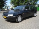 :  > Peugeot 405 Break 1.6 (Car: Peugeot 405 Break 1.6)